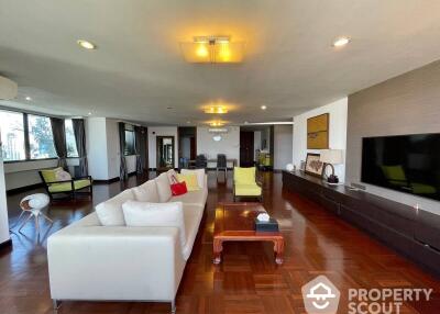 3-BR Condo at The Habitat Sukhumvit 53 Condominium near BTS Thong Lor