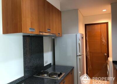 1-BR Condo at Villa Sathorn near BTS Krung Thon Buri