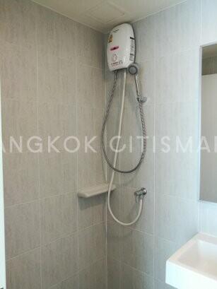 Condo at Lumpini Ville Sukhumvit 76 - Bearing Station for sale