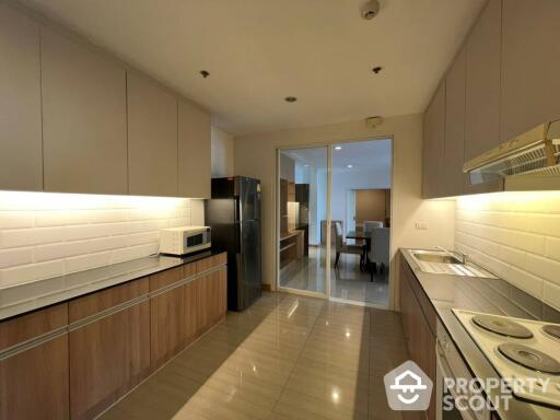 3-BR Apt. near BTS Ekkamai