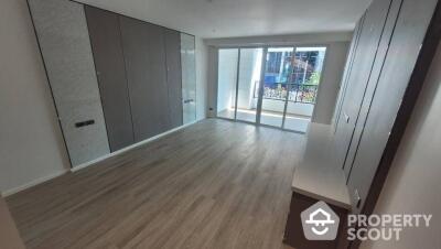 4-BR Condo at Gm Residence near BTS Thong Lor