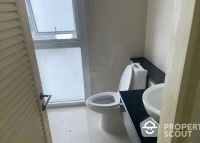 3-BR Condo at Nusasiri Grand Condominium near BTS Ekkamai