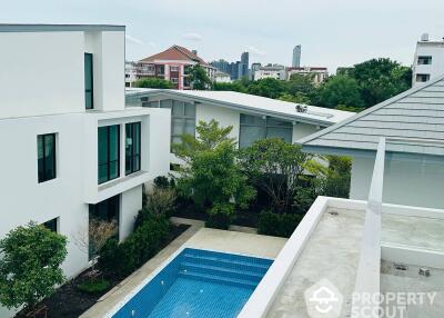 4-BR House near BTS Phra Khanong