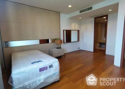 3-BR Condo at Ficus Lane Condominium near BTS Phra Khanong