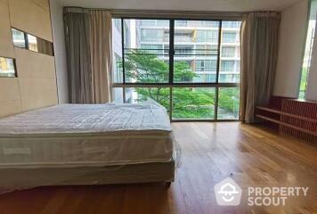 3-BR Condo at Ficus Lane Condominium near BTS Phra Khanong