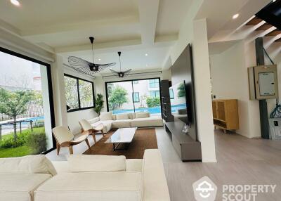 3-BR House near BTS Phra Khanong