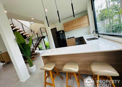 3-BR House near BTS Phra Khanong