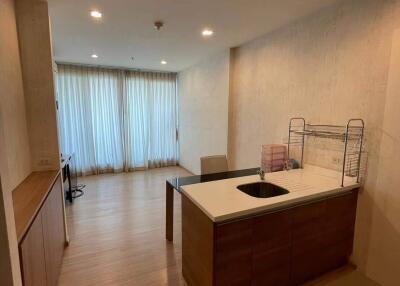 1-BR Condo at Rhythm Sukhumvit 50 near BTS On Nut