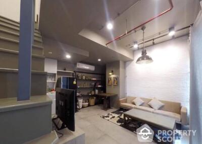 1-BR Condo at Ideo Mobi Sukhumvit 81 near BTS On Nut