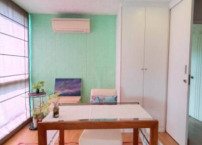 1-BR Condo at Tree Condo Luxe Sukhumvit 52 near BTS On Nut