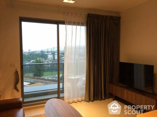 1-BR Condo at The Lofts Ekkamai near BTS Ekkamai