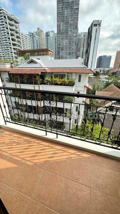 2 Bedrooms Condo at Pearl Residences - Sukhumvit 24