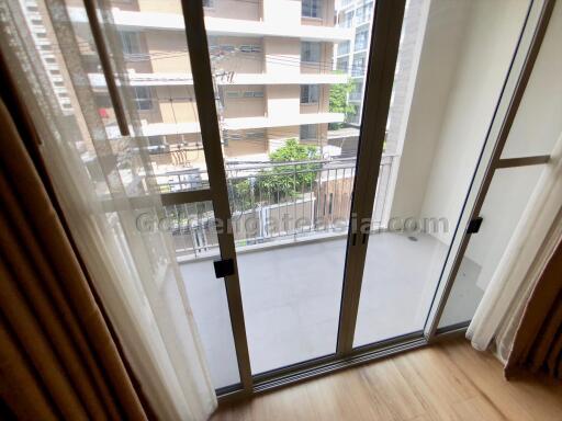 2 Bedrooms Furnished Apartment - walk to Asok BTS