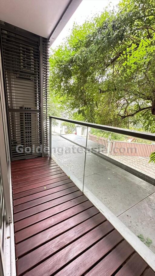 2 Bedrooms Furnished Apartment - Sukhumvit 24, Phrom Phong BTS