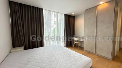 2 Bedrooms Furnished Apartment - Sukhumvit 24, Phrom Phong BTS