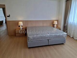 3 Bedrooms Spacious Furnished Apartment - Sukhumvit 49 - Thonglor