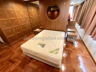 2 Bedrooms Furnished Condo - Sukhumvit 16, Asok BTS, Sukhumvit MRT