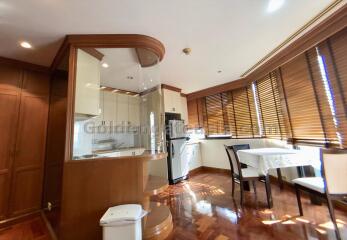 2 Bedrooms Furnished Condo - Sukhumvit 16, Asok BTS, Sukhumvit MRT