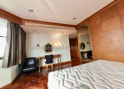 2 Bedrooms Furnished Condo - Sukhumvit 16, Asok BTS, Sukhumvit MRT