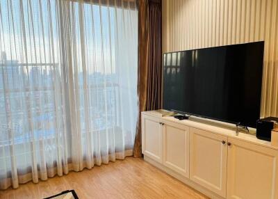 2-BR Condo at Rhythm Sukhumvit 42 near BTS Ekkamai