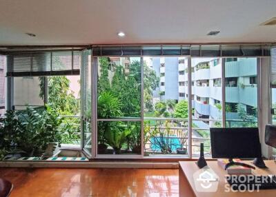 4-BR Condo at Premier Condominium near BTS Phrom Phong