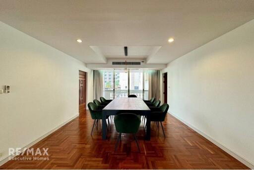 "Luxury 3-Bed, 3-Bath Condo in Vibrant Watthana, Bangkok"