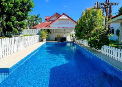 Modern 3 Bedroom Pool Villa In East Pattaya For Sale