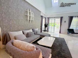 Modern 3 Bedroom Pool Villa In East Pattaya For Sale