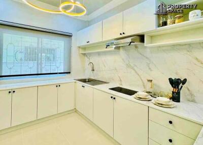 HOT DEAL! Brand New 3 Bedroom House In Chaiyapruk Pattaya for Sale