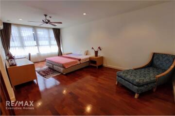 For rent pet friendly apartment 2+1 beds in Sukhumvit 22 BTS Phrompong