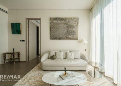 "Elegant 1-Bed Condo in Prime Bangkok Location"