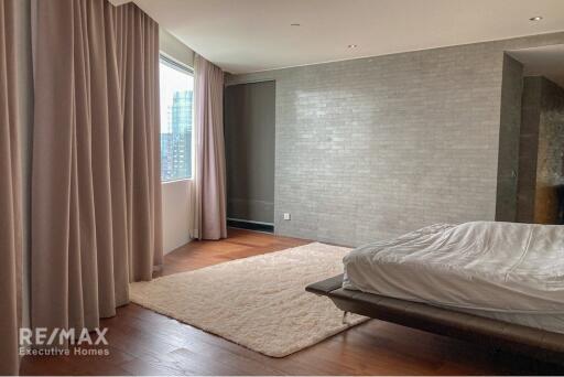 3 bed for sale BTS Thonglor a few step walk