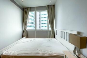 "Millennium Residence: Luxurious 3-Bed Condo in Bangkok"