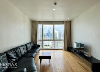 "Luxurious 2-BR Condo in Prime Khlong Toei, Bangkok"