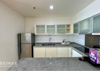 "Luxurious 2-BR Condo in Prime Khlong Toei, Bangkok"