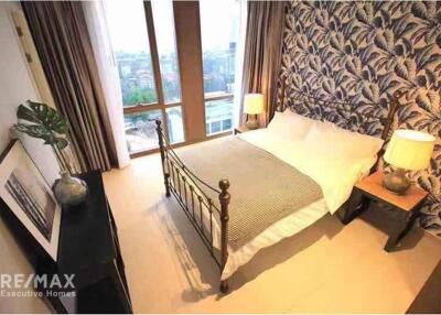 "Upscale 2-BR Condo at The Lofts Ekkamai for Rent"