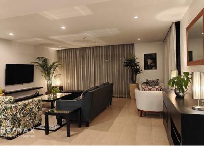 "Elegant 3-Bedroom Condo at Bann Ananda, Bangkok"