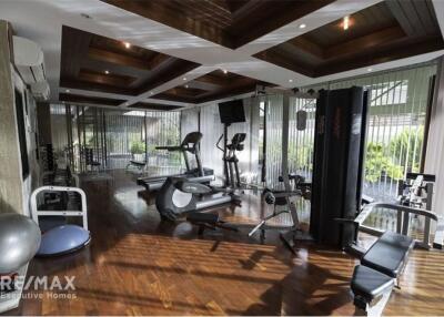 "Elegant 3-Bedroom Condo at Bann Ananda, Bangkok"