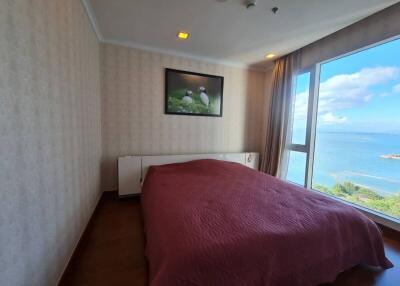 Bedroom with ocean view