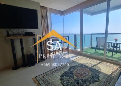 Living room with sea view balcony