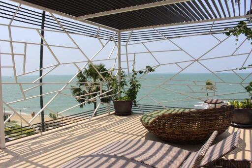 Outdoor balcony with ocean view