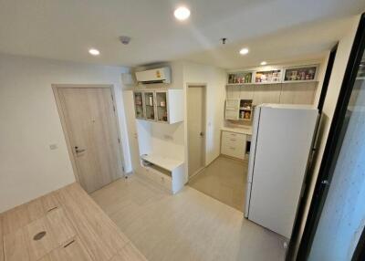 Modern minimalist kitchen with ample storage