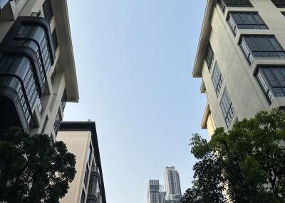 View of buildings and urban landscape