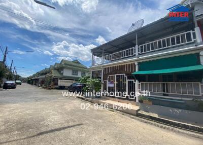 Exterior view of residential street with houses