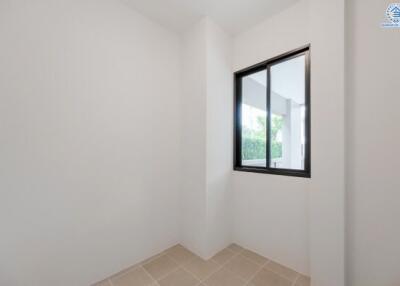 Small hallway with a window