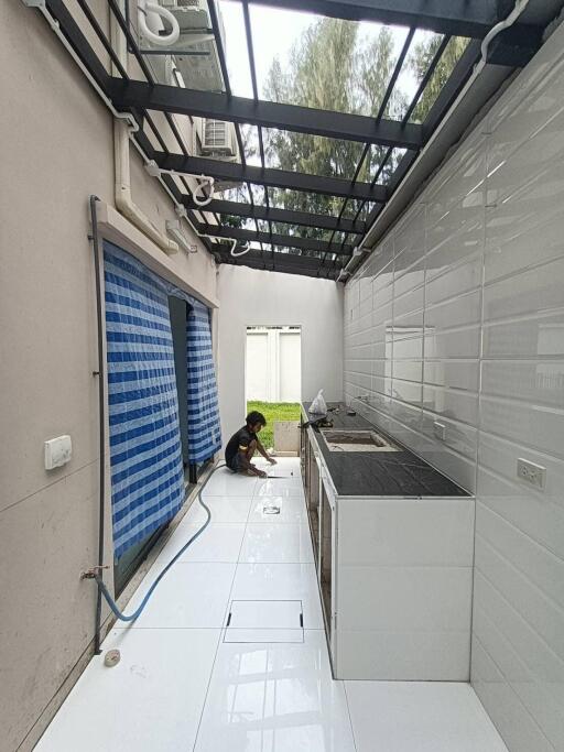 Outdoor kitchen with canopy