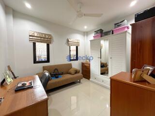 3 Bedrooms House East Pattaya H011890