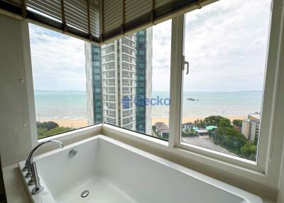 2 Bedrooms Condo in Reflection Jomtien C011889