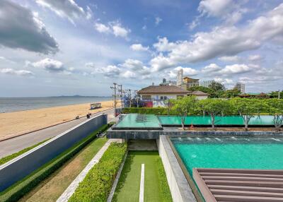 2 Bedrooms Condo in Reflection Jomtien C011889