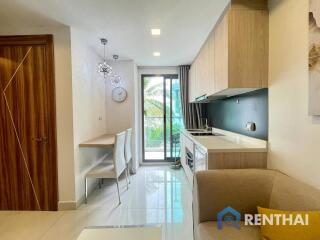 Affordable 1bed Condo in Pattayas Arcadia Beach Resor